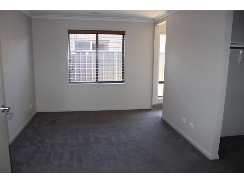 3 Roche Court, White Hills VIC 3550