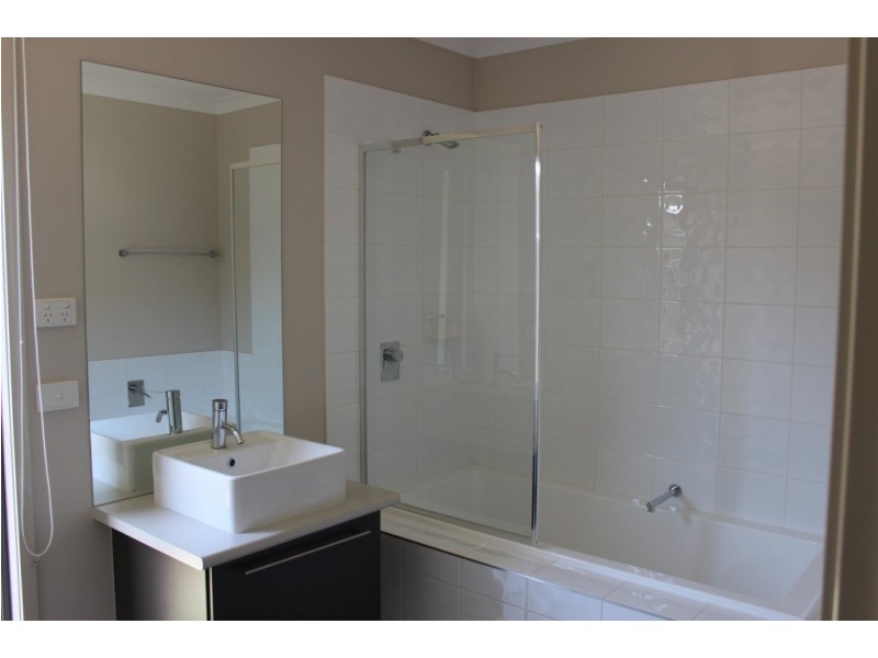 3 Roche Court, White Hills VIC 3550