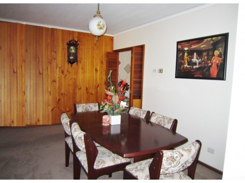 121 Olympic Parade, Kangaroo Flat VIC 3555