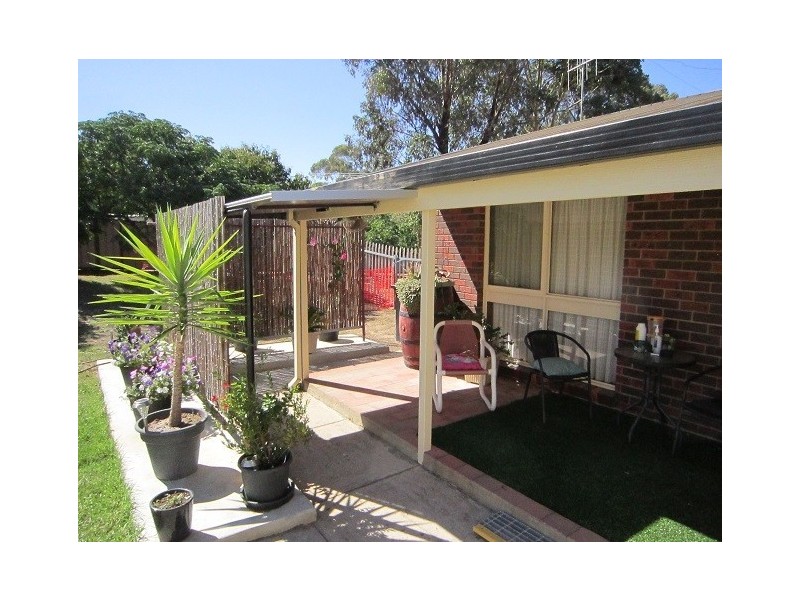 121 Olympic Parade, Kangaroo Flat VIC 3555