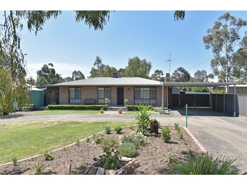 11 Hakea Road, Huntly VIC 3551