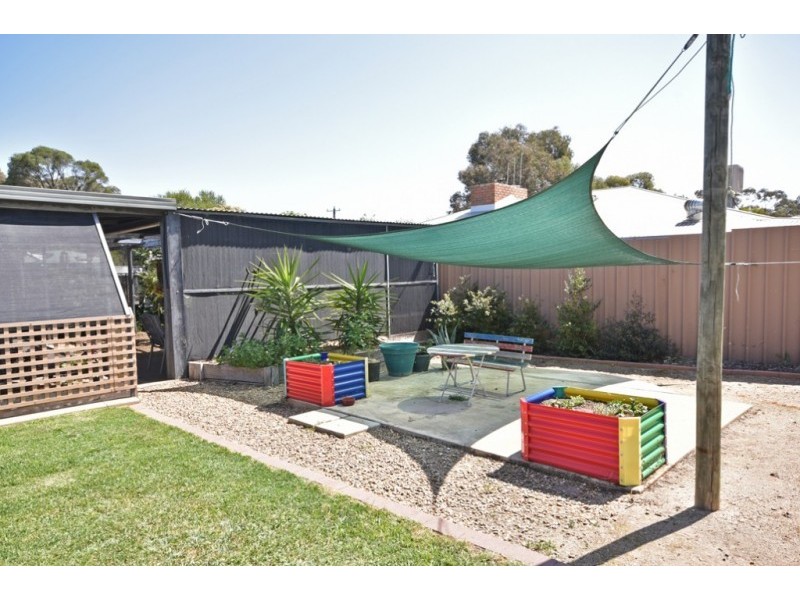 11 Hakea Road, Huntly VIC 3551