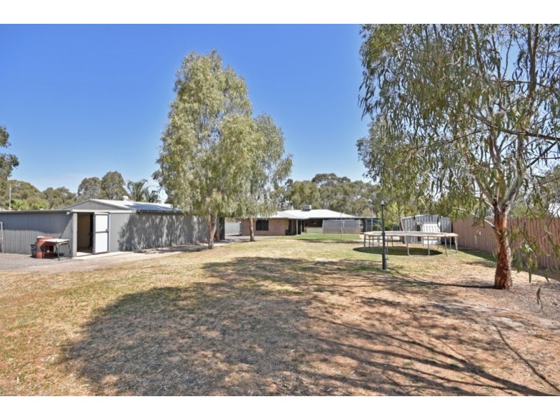 11 Hakea Road, Huntly VIC 3551
