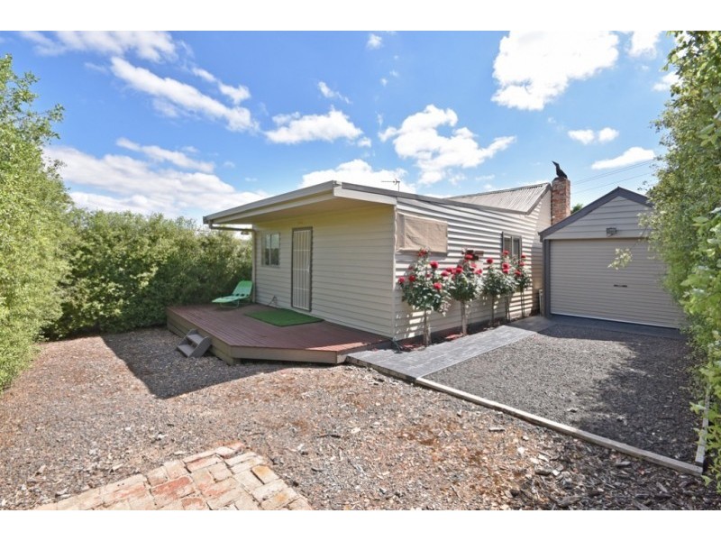 4 Lester Street, Eaglehawk VIC 3556