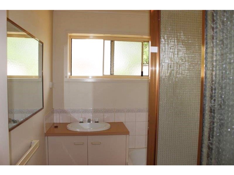 21 Ennor Place, Kangaroo Flat VIC 3555