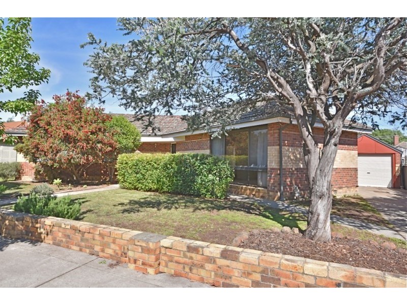 192 High Street, Kangaroo Flat VIC 3555