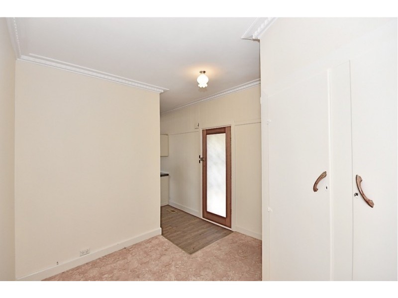 192 High Street, Kangaroo Flat VIC 3555