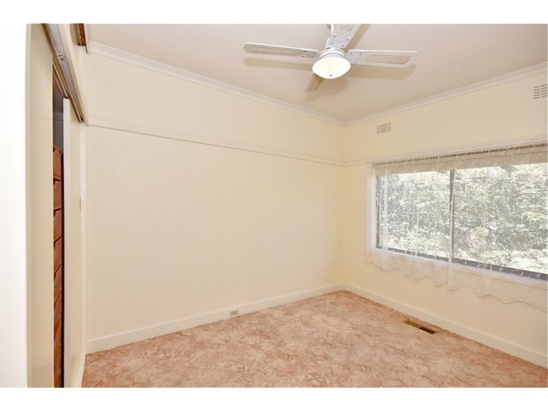192 High Street, Kangaroo Flat VIC 3555