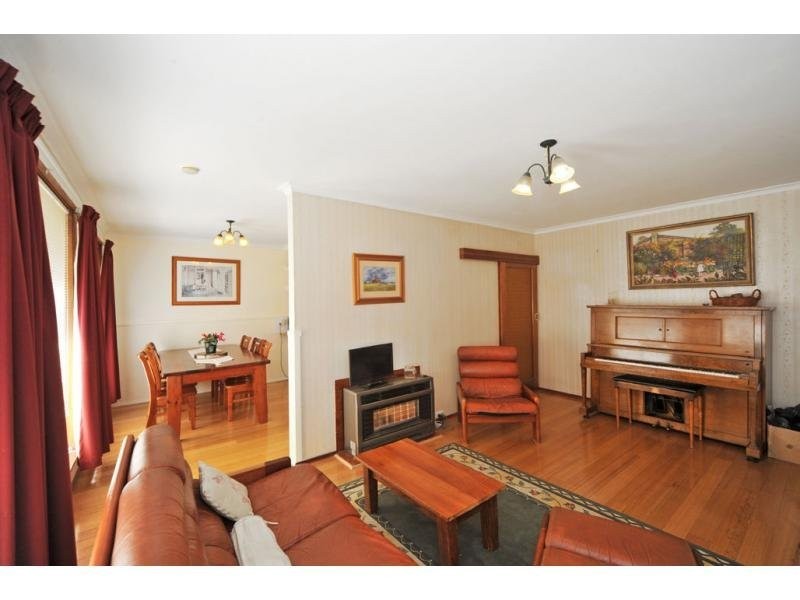 49 Kookaburra Avenue, North Bendigo VIC 3550