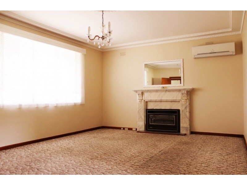 149 MacKenzie Street West, Golden Square VIC 3555