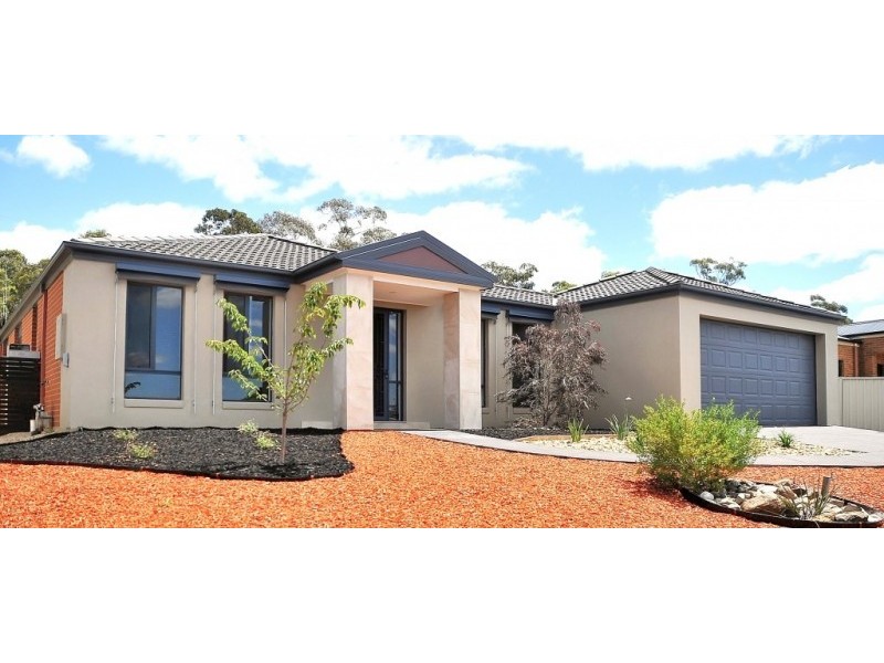 33 Arthurs Crescent, Strathfieldsaye VIC 3551