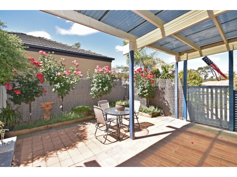 4 Fraser Court, Kangaroo Flat VIC 3555