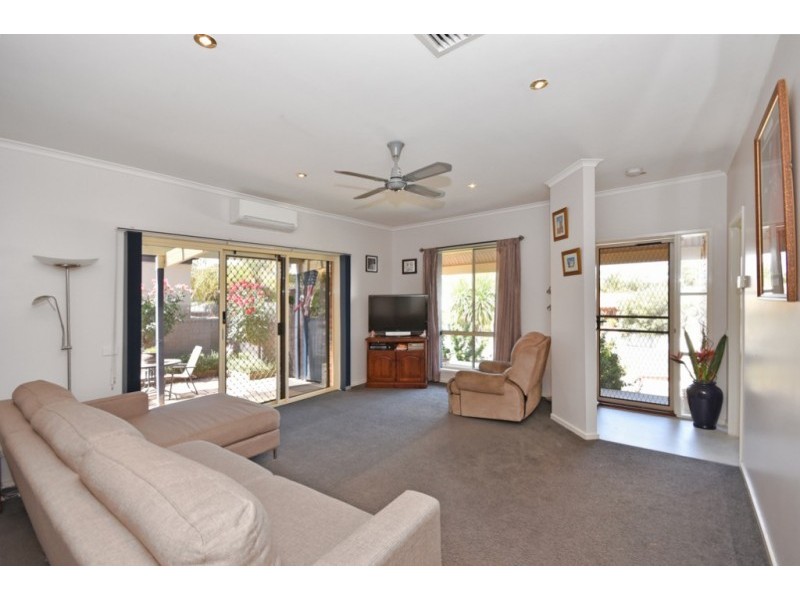 4 Fraser Court, Kangaroo Flat VIC 3555