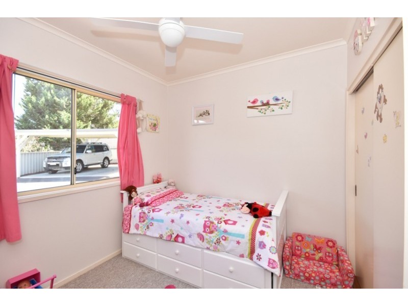 4 Fraser Court, Kangaroo Flat VIC 3555
