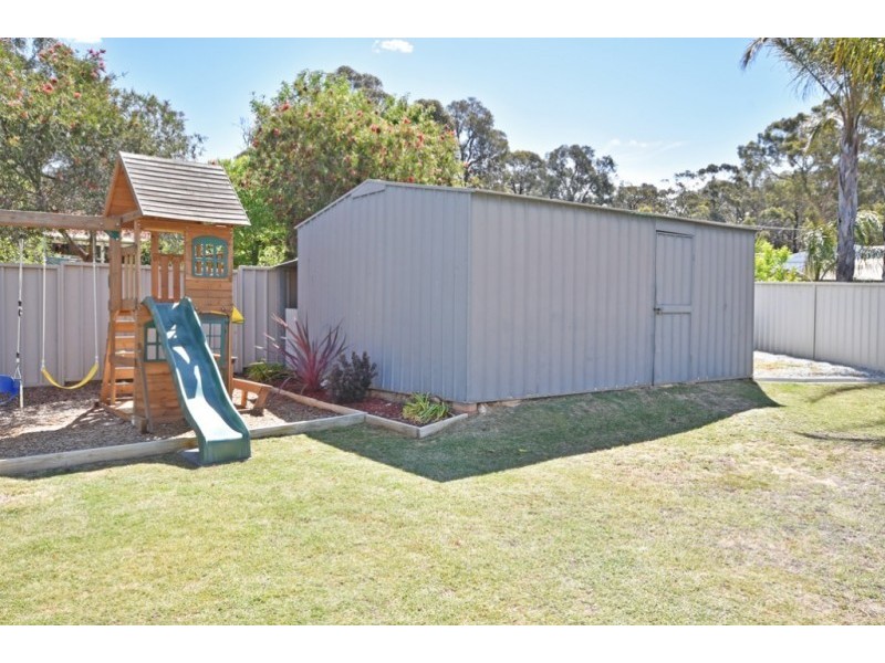 4 Fraser Court, Kangaroo Flat VIC 3555