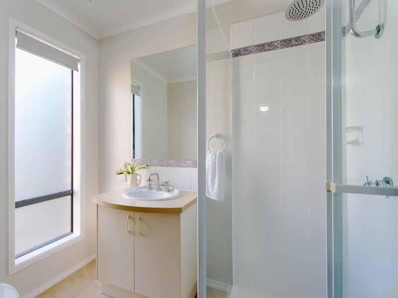 25 Pioneer Drive, Maiden Gully VIC 3551