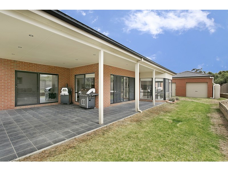 10 Yurunga Drive, Castlemaine VIC 3450