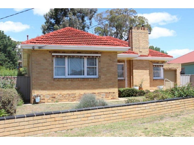 27 Wesley Street, Kangaroo Flat VIC 3555