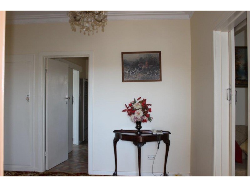 27 Wesley Street, Kangaroo Flat VIC 3555