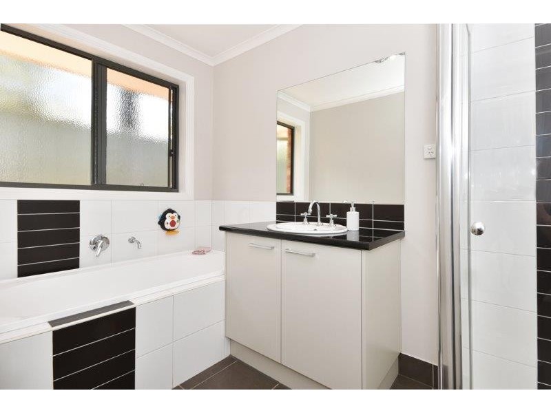 4 Belac Street, Maiden Gully VIC 3551