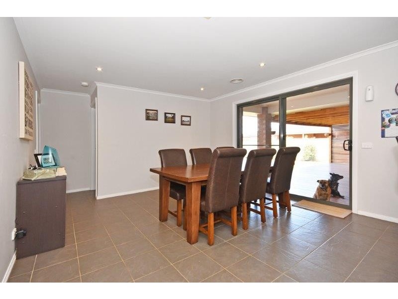 4 Belac Street, Maiden Gully VIC 3551