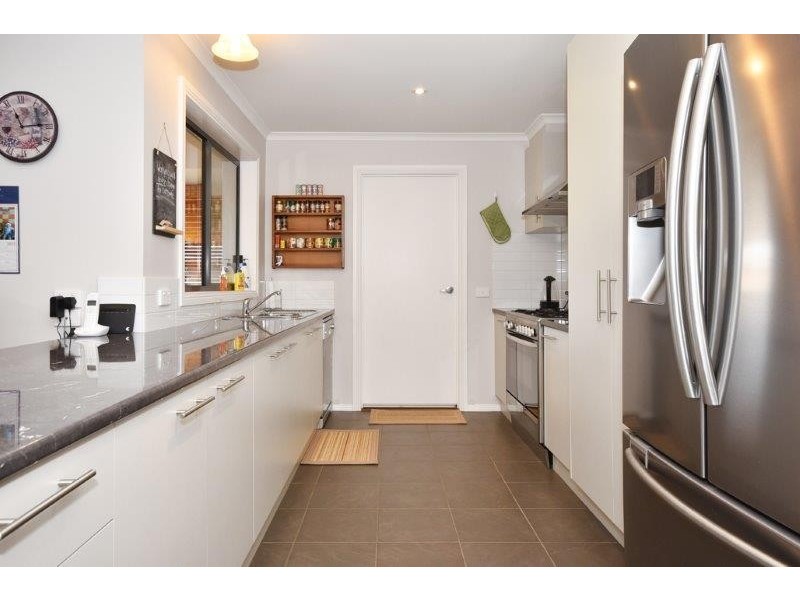 4 Belac Street, Maiden Gully VIC 3551