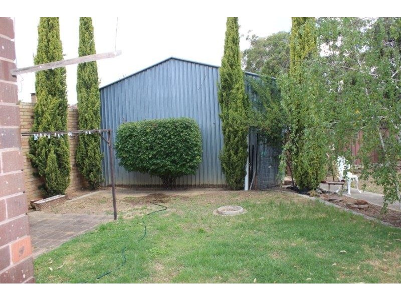 6 Lansell Street, Kangaroo Flat VIC 3555