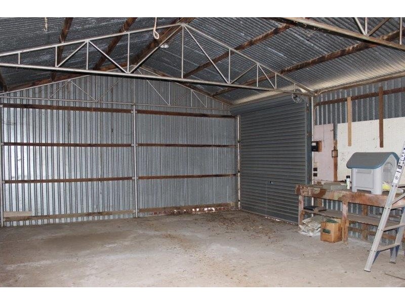 6 Lansell Street, Kangaroo Flat VIC 3555