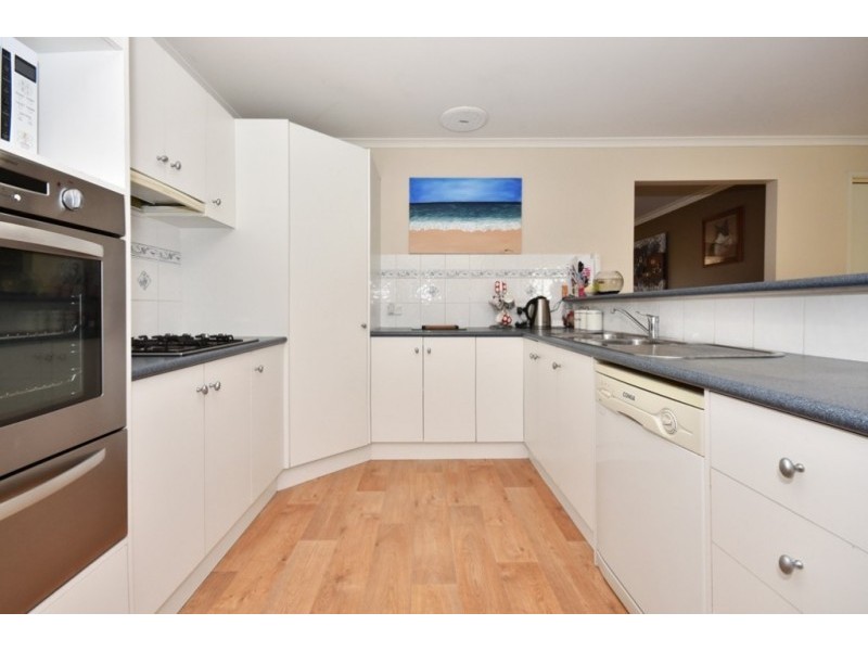 44 Brentwood Boulevard, Strathfieldsaye VIC 3551