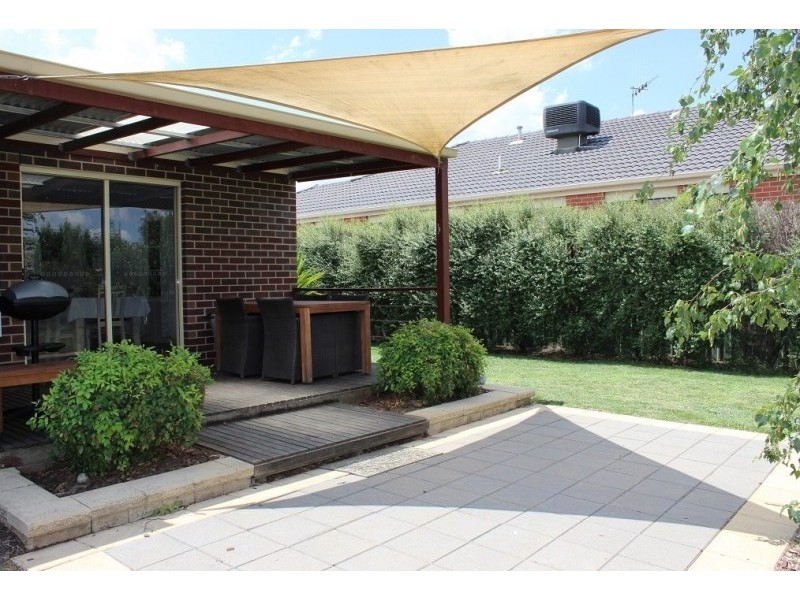 44 Brentwood Boulevard, Strathfieldsaye VIC 3551