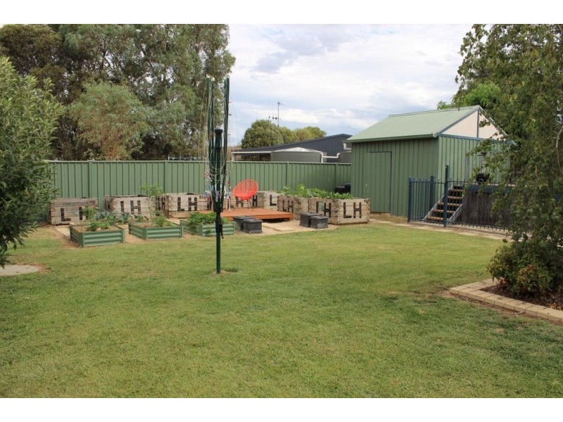 44 Brentwood Boulevard, Strathfieldsaye VIC 3551