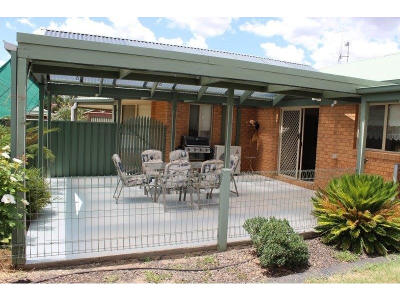 9 Elvey Drive, Kangaroo Flat VIC 3555