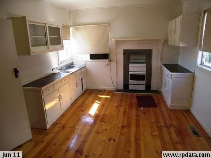 4 Haggar Street, Eaglehawk VIC 3556