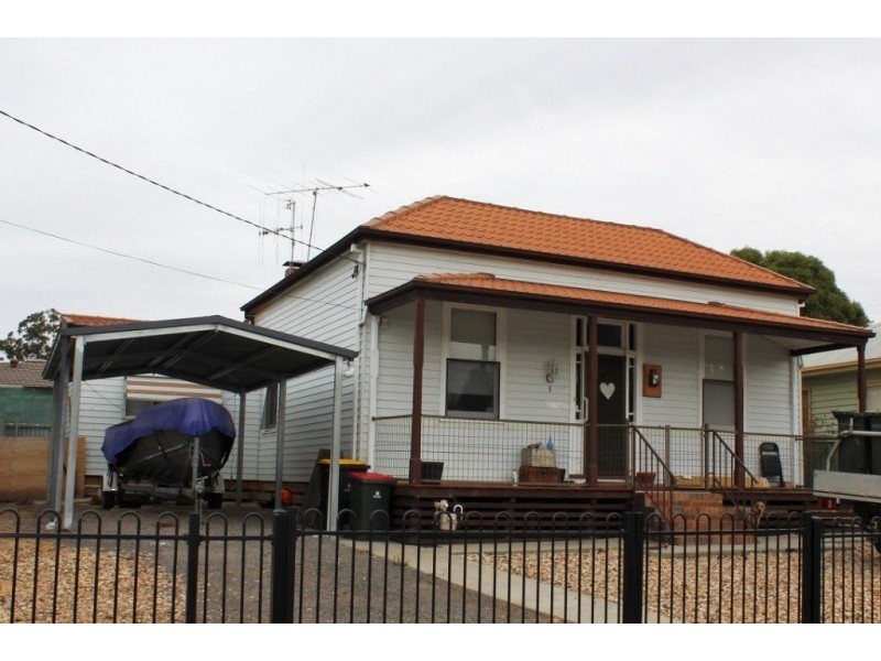 3 Burnside Street, Eaglehawk VIC 3556