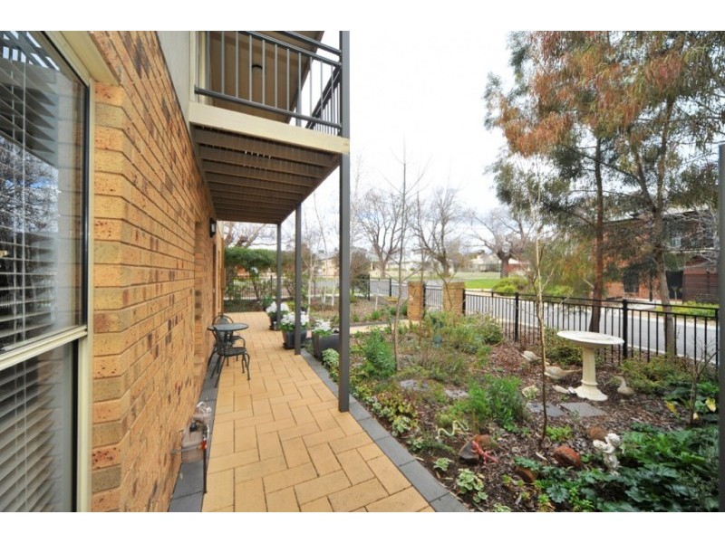 10 Wisteria Court, Flora Hill VIC 3550
