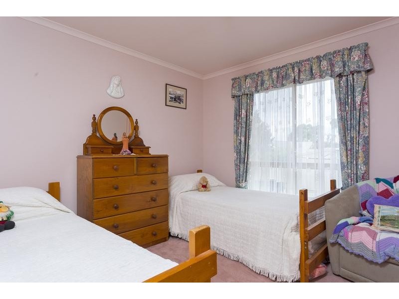 18 Jackman Court, Golden Square VIC 3555