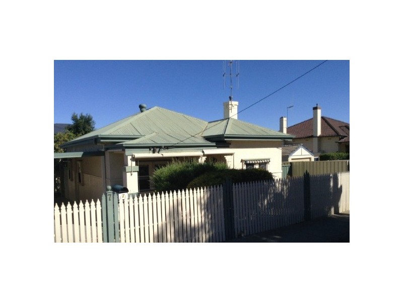 7 Burrows Street, Golden Square VIC 3555