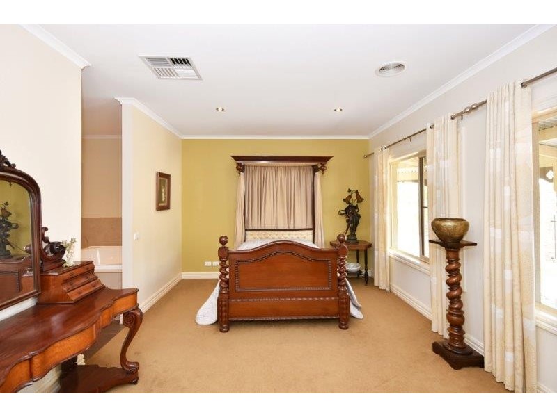 87 Goynes Road, Epsom VIC 3551