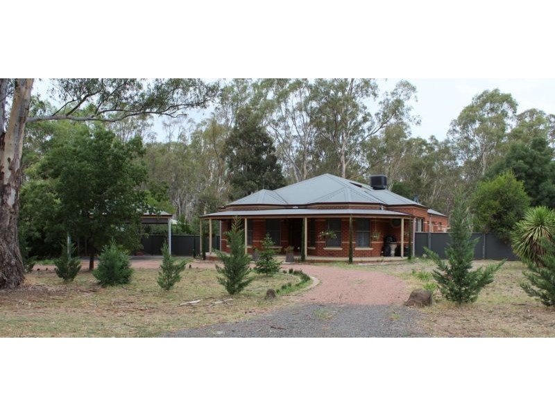 119 Crusoe Road, Kangaroo Flat VIC 3555