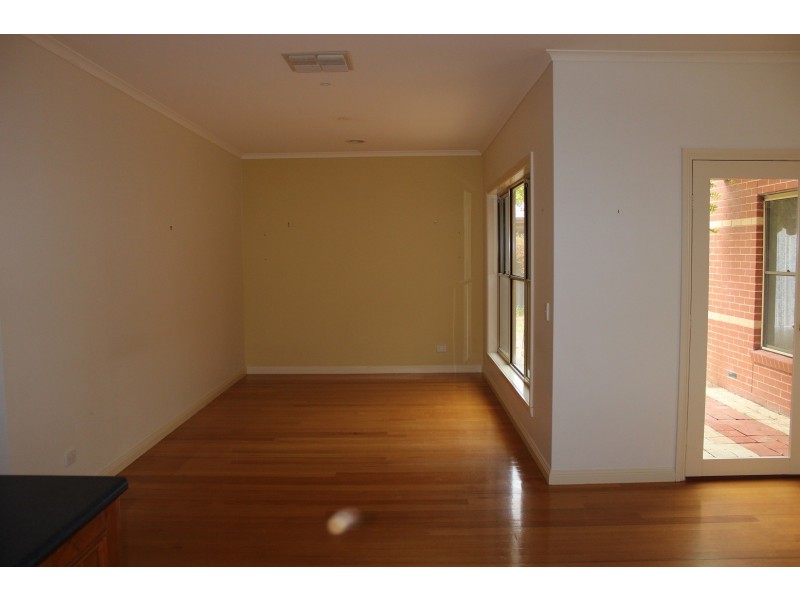 119 Crusoe Road, Kangaroo Flat VIC 3555