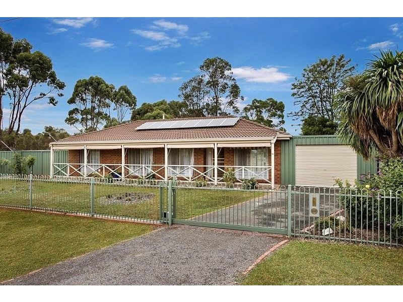 48 Carol Street, Castlemaine VIC 3450