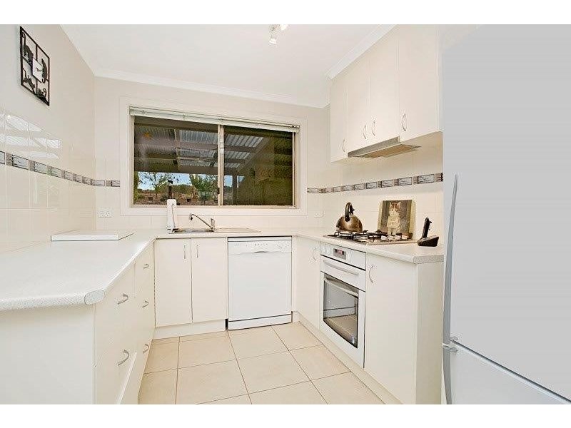 48 Carol Street, Castlemaine VIC 3450