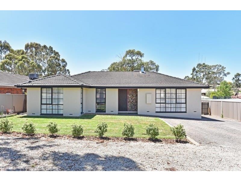 120 Olympic Parade, Kangaroo Flat VIC 3555