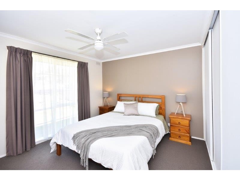 120 Olympic Parade, Kangaroo Flat VIC 3555