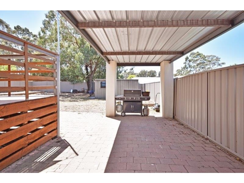 120 Olympic Parade, Kangaroo Flat VIC 3555