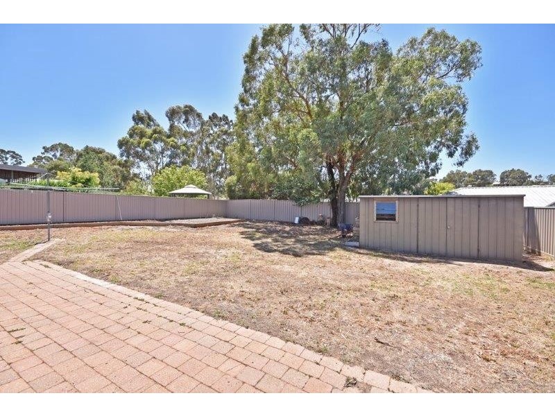 120 Olympic Parade, Kangaroo Flat VIC 3555