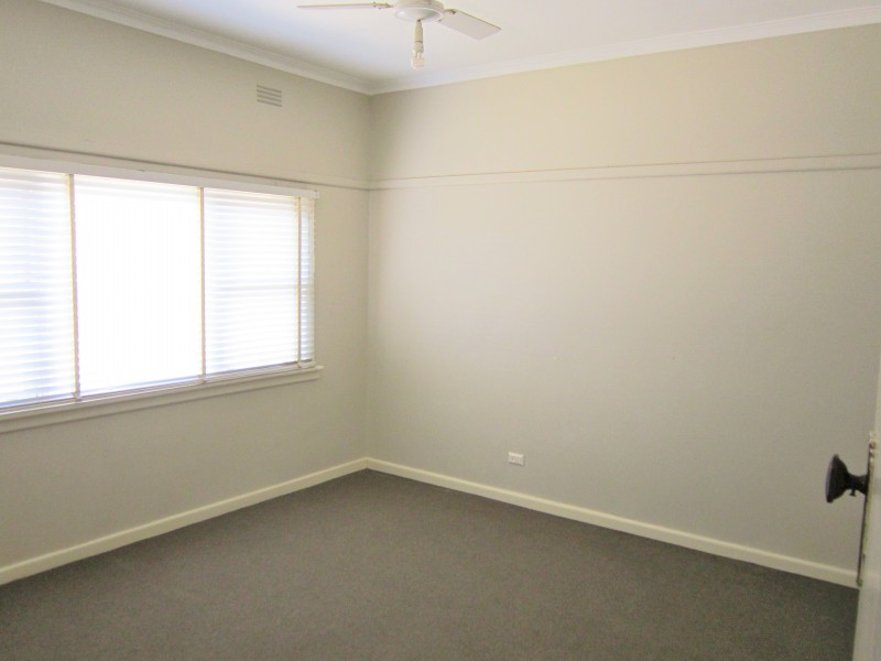 34 Brown Street, California Gully VIC 3556