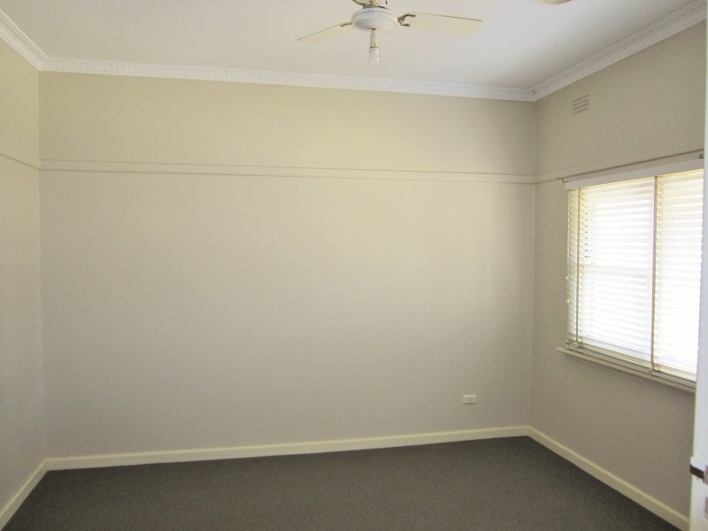 34 Brown Street, California Gully VIC 3556