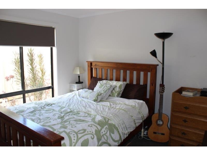 71 Amara Way, Kangaroo Flat VIC 3555