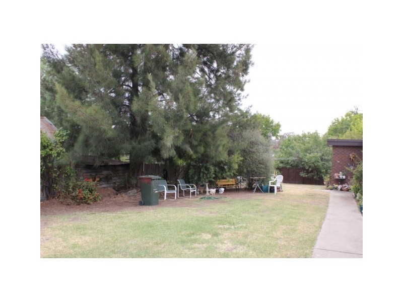 1/44 Panton Street, Golden Square VIC 3555